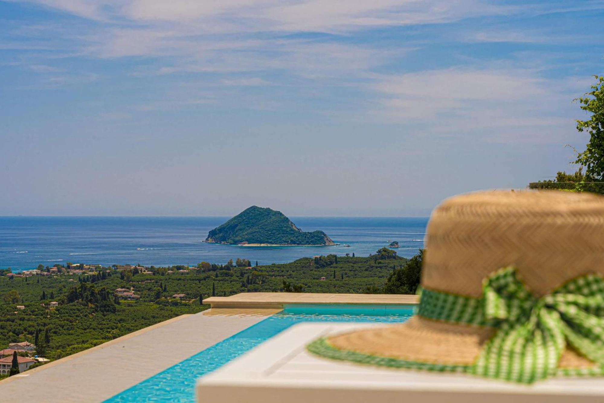 Pietra Caves Villa