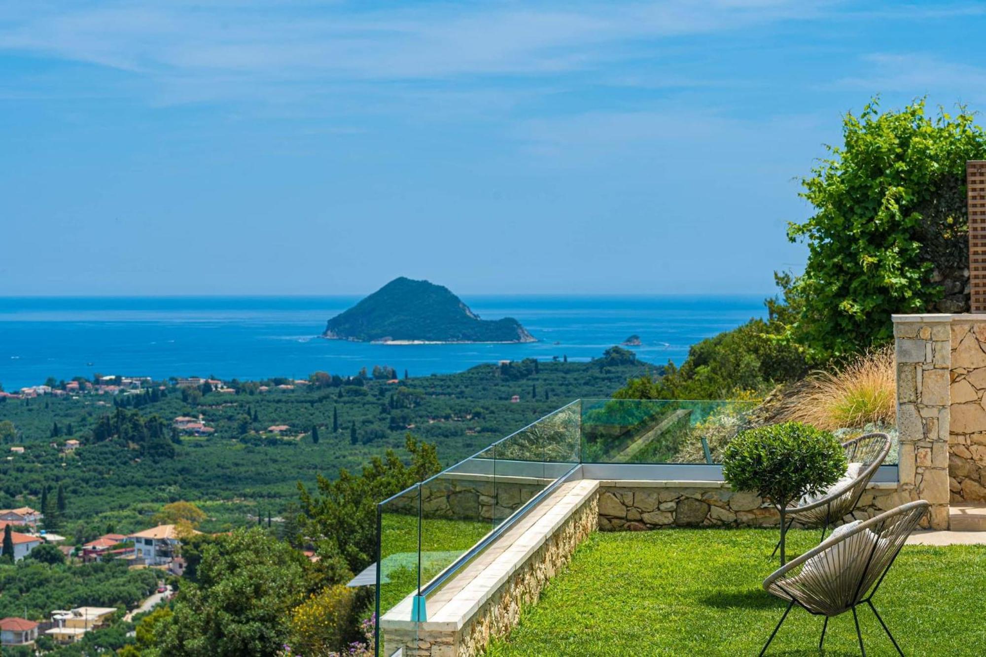 Villa Pietra Caves *