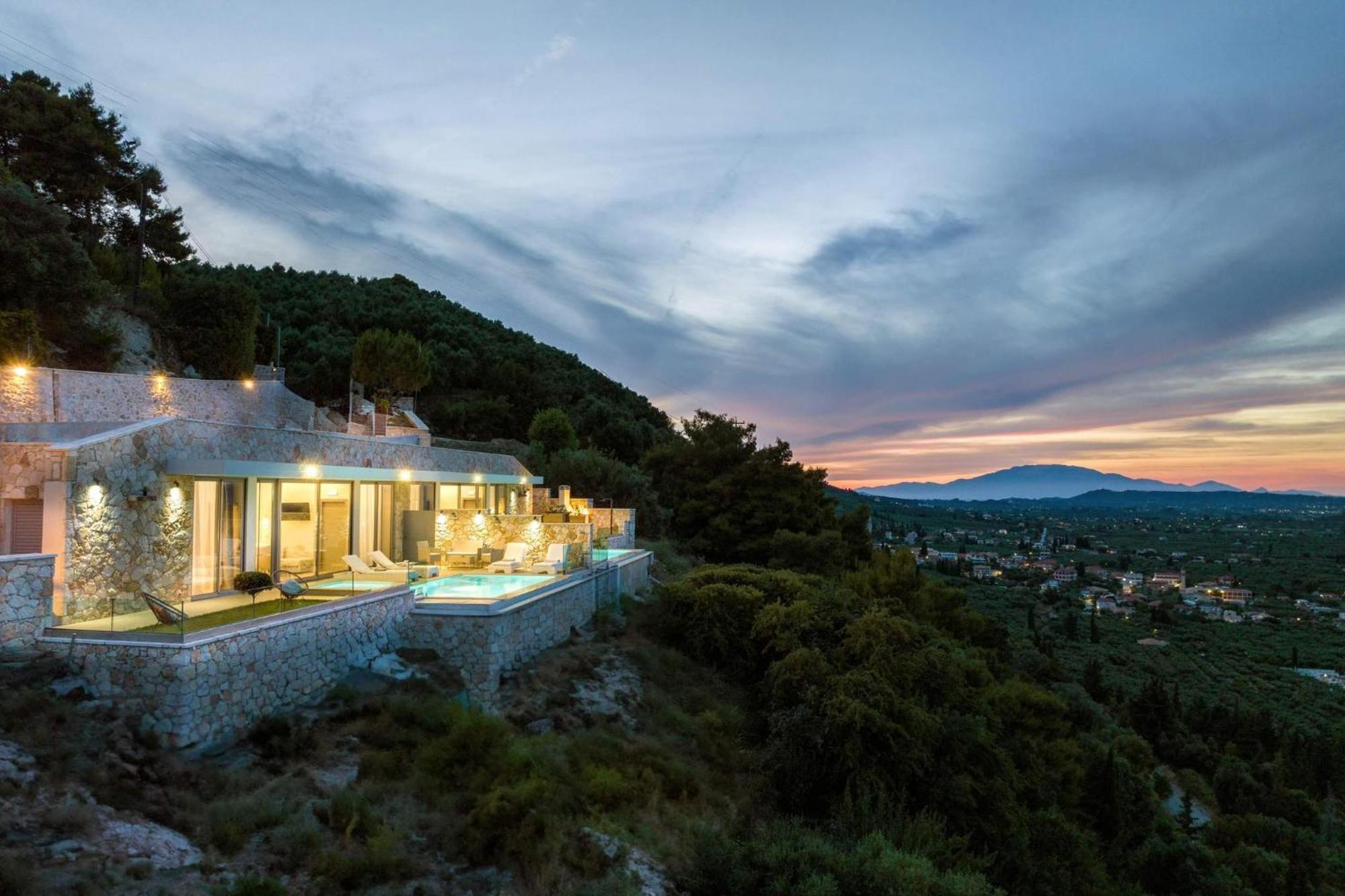 Pietra Caves Villa Lithakia (Zakynthos)